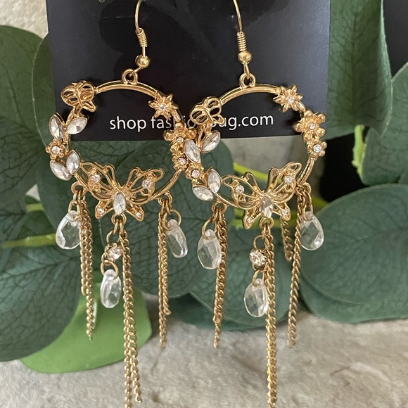 Fashion big butterfly dangles - Picture 3 of 3